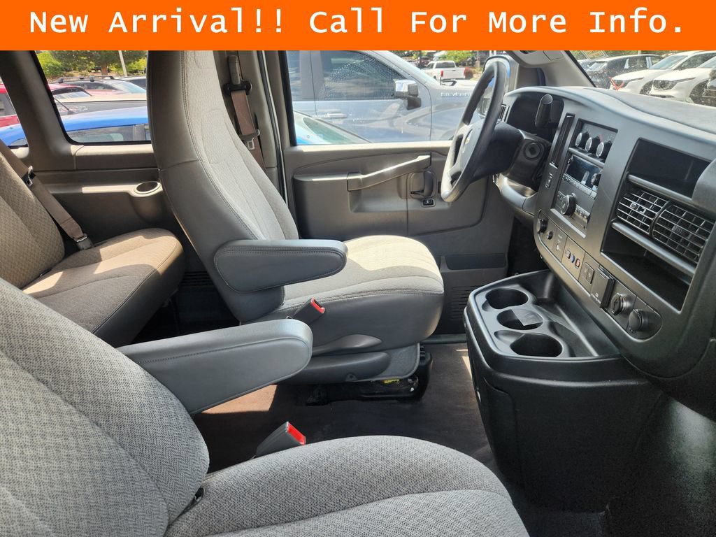Used 2019 Chevrolet Express 3500 LT w/ LT Preferred Equipment Group RWD image 11