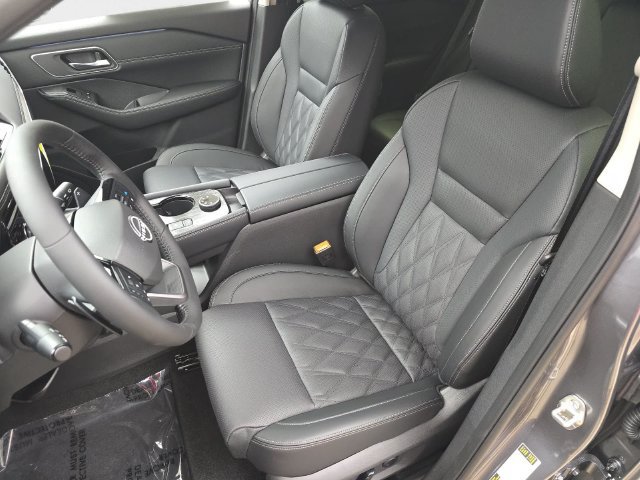 New 2026 Nissan Rogue Platinum AWD/4WD image 15