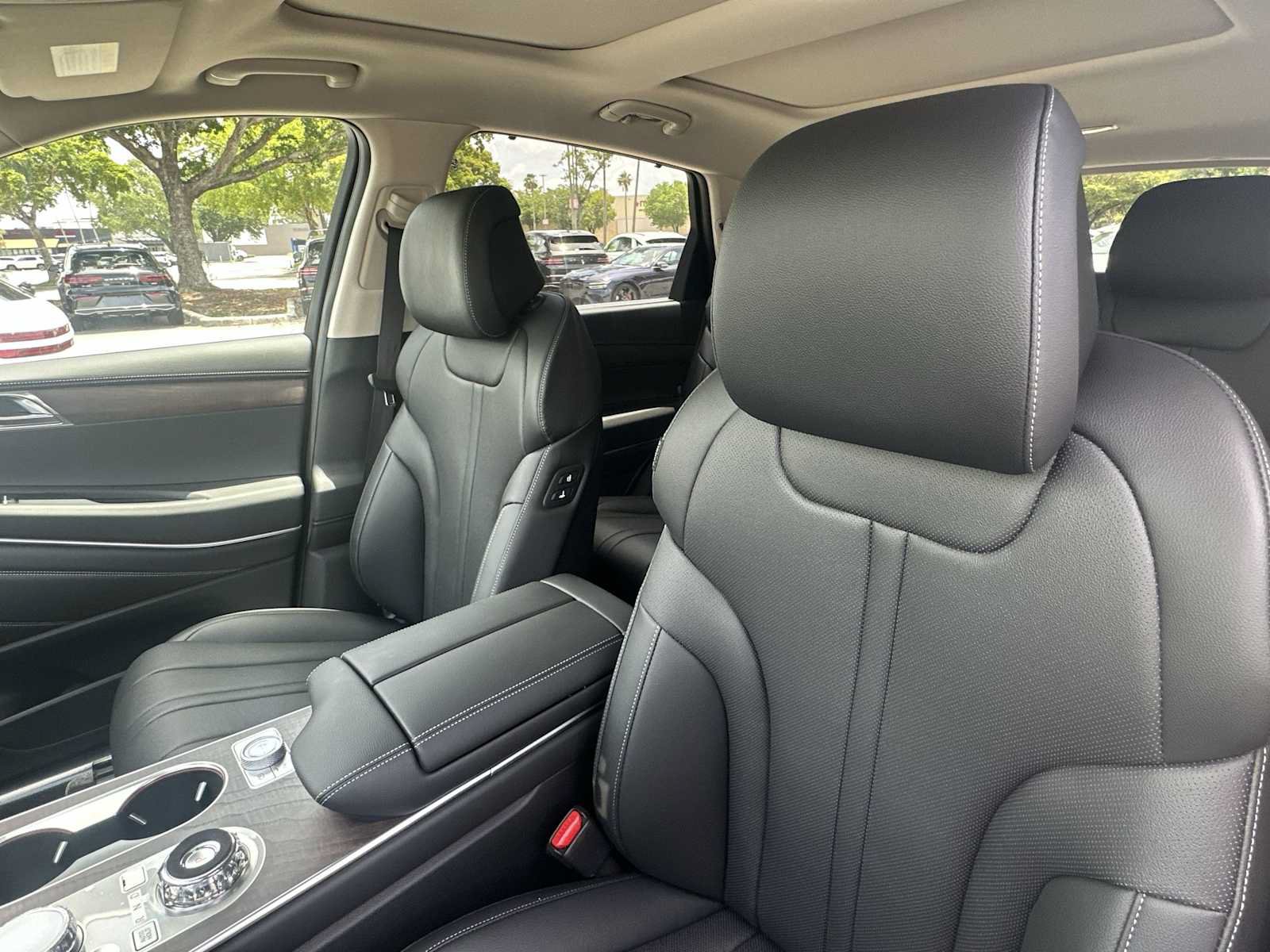 New 2026 Genesis GV80 2.5T Select AWD/4WD image 18