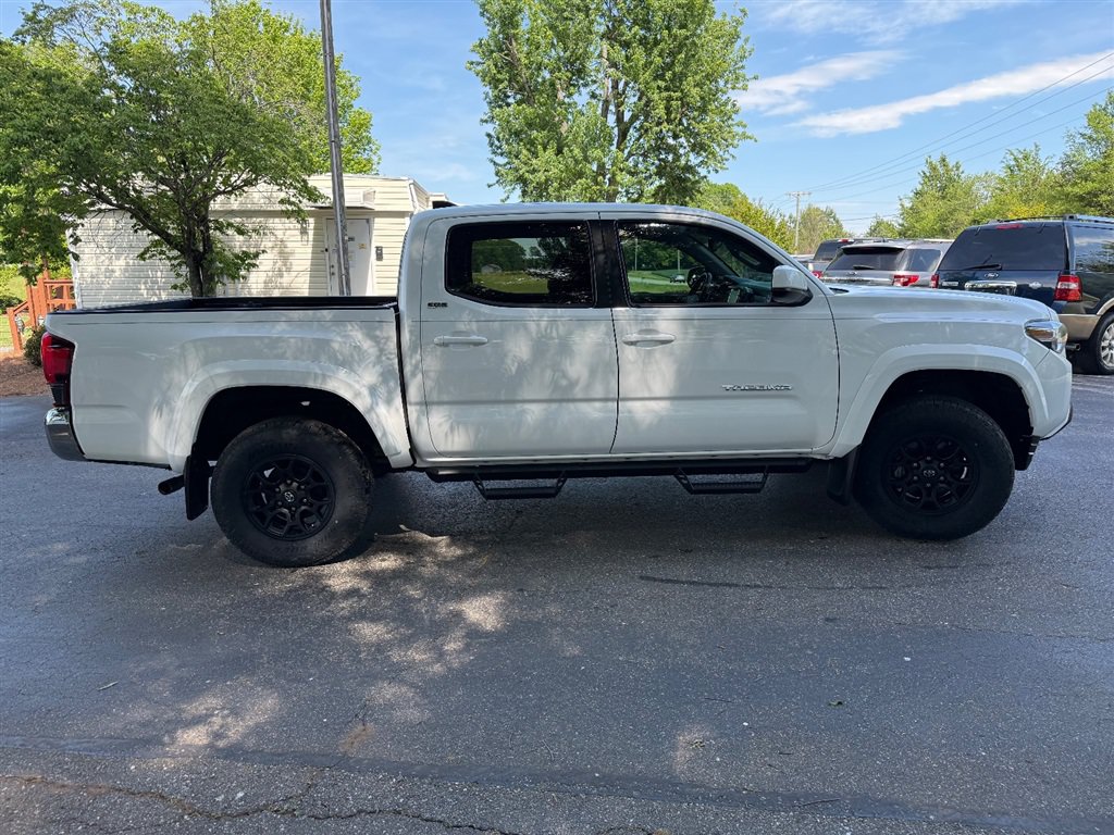 Used 2021 Toyota Tacoma SR5 image 6