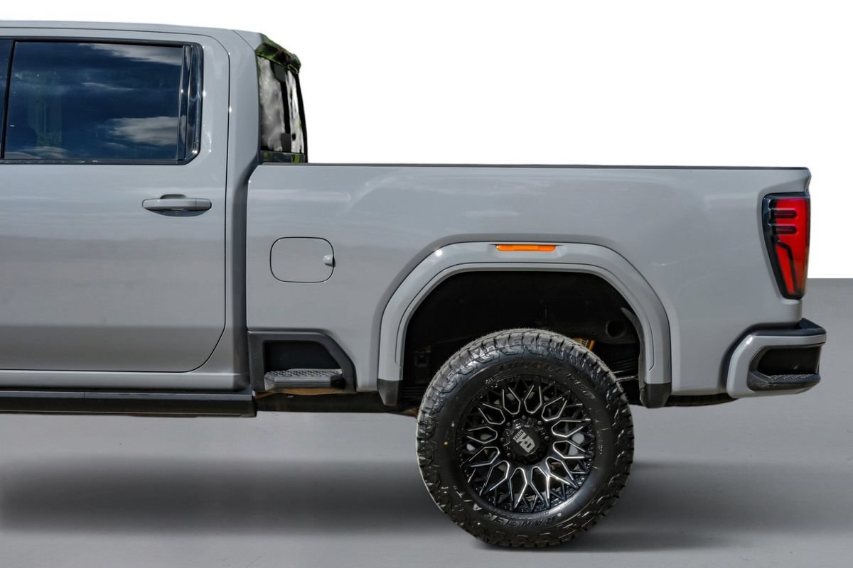 Used 2024 GMC Sierra 2500 AT4X AWD/4WD image 12