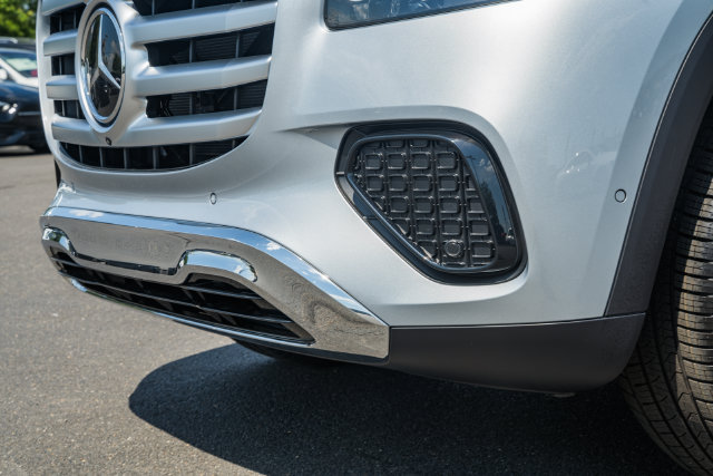 New 2026 Mercedes-Benz GLS 450 4MATIC image 14