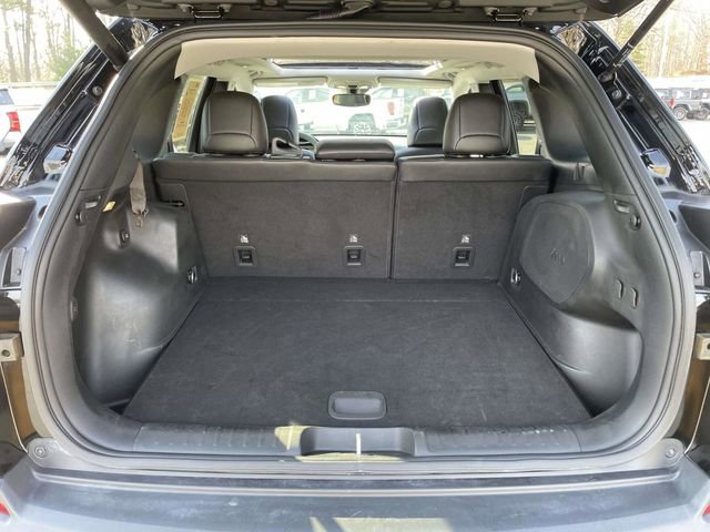 Used 2023 Jeep Cherokee Altitude Lux w/ Lux Elite Package image 9