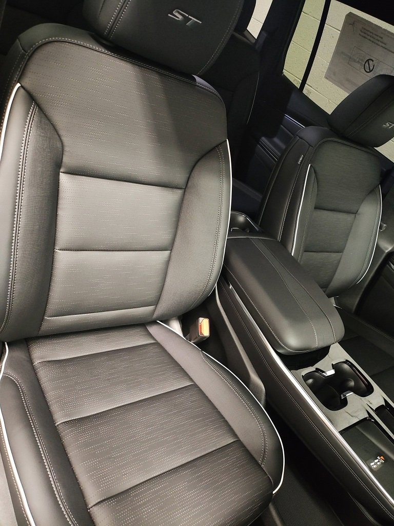 New 2026 Buick Enclave Sport Touring w/ Power Package image 10