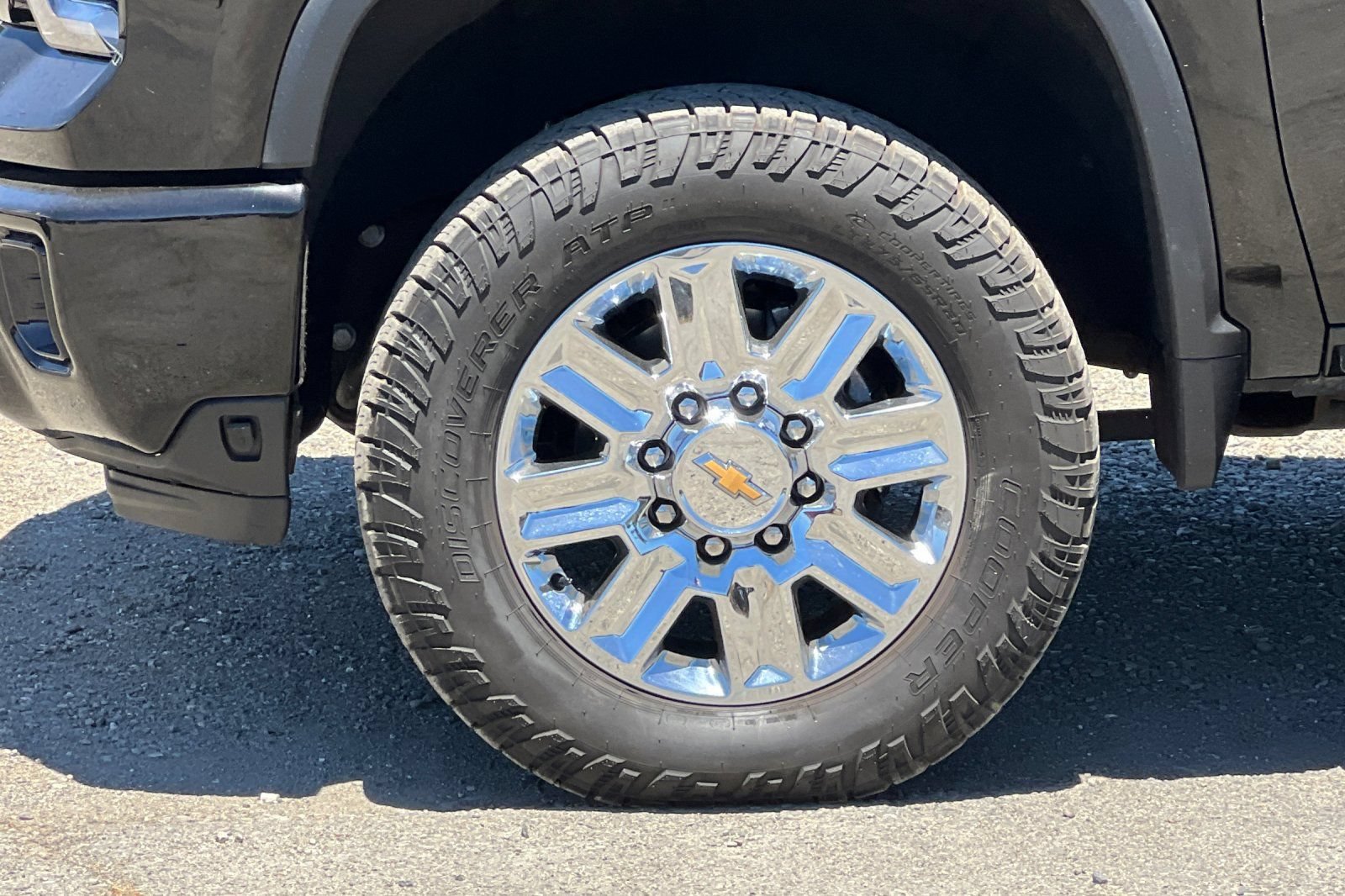 Used 2024 Chevrolet Silverado 2500 High Country AWD/4WD image 25