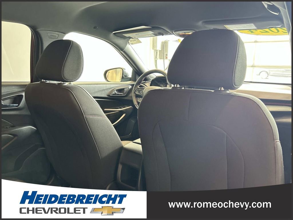 Used 2024 Chevrolet Trax RS w/ Driver Confidence Package image 31