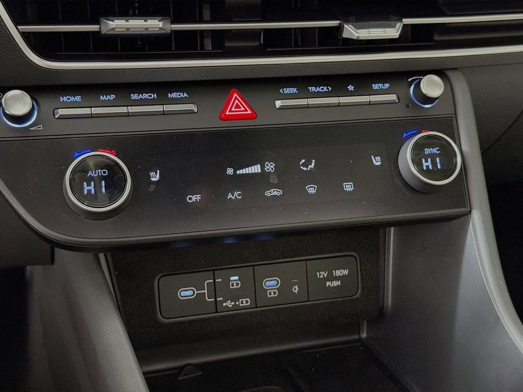 Used 2025 Hyundai Sonata SEL FWD image 20