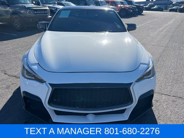 Used 2017 INFINITI Q60 3.0t w/ Premium Plus Package 3.0T AWD/4WD image 11