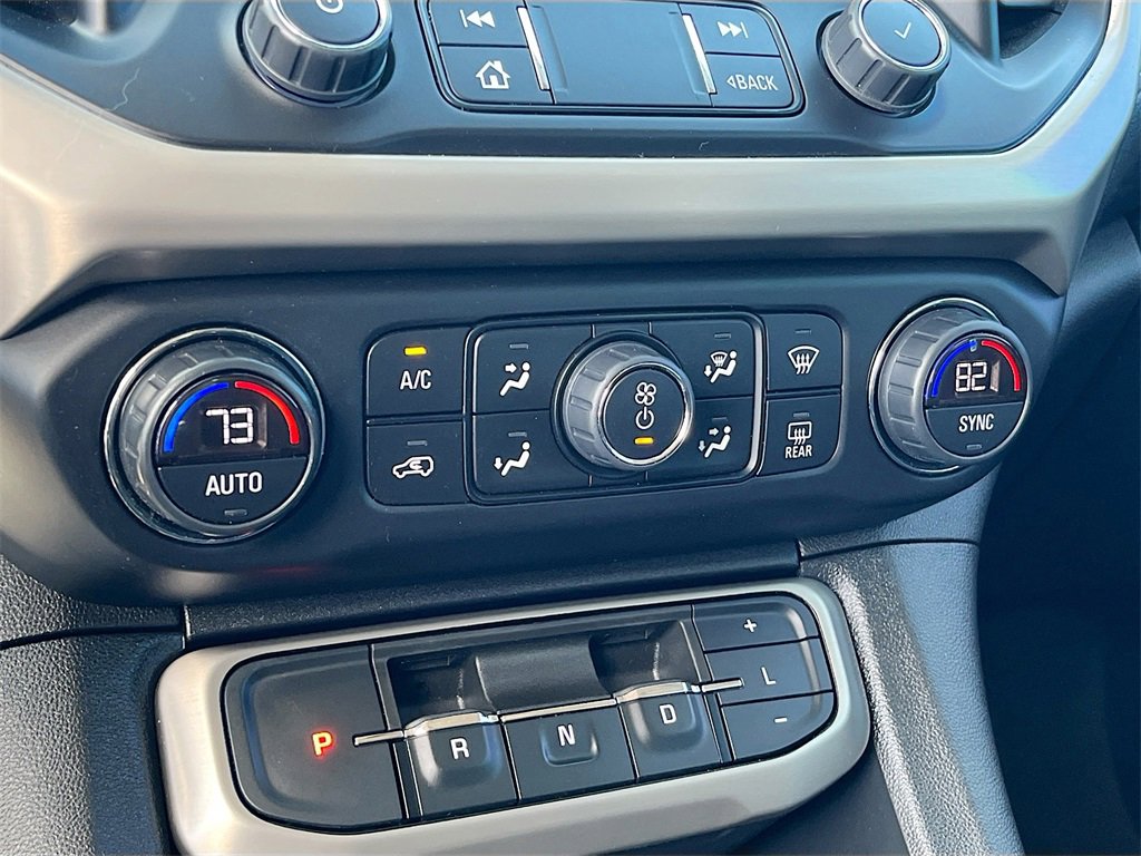 Used 2022 GMC Acadia Denali w/ Denali Ultimate Package image 16