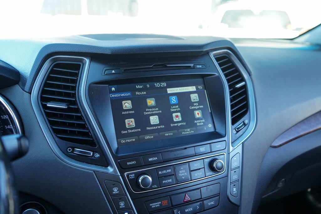 Used 2017 Hyundai Santa Fe SE Ultimate w/ SE Ultimate Tech Package 03 image 21