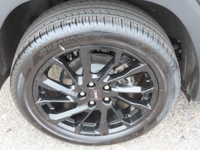 Used 2024 GMC Terrain SLT w/ Elevation Edition AWD/4WD image 13