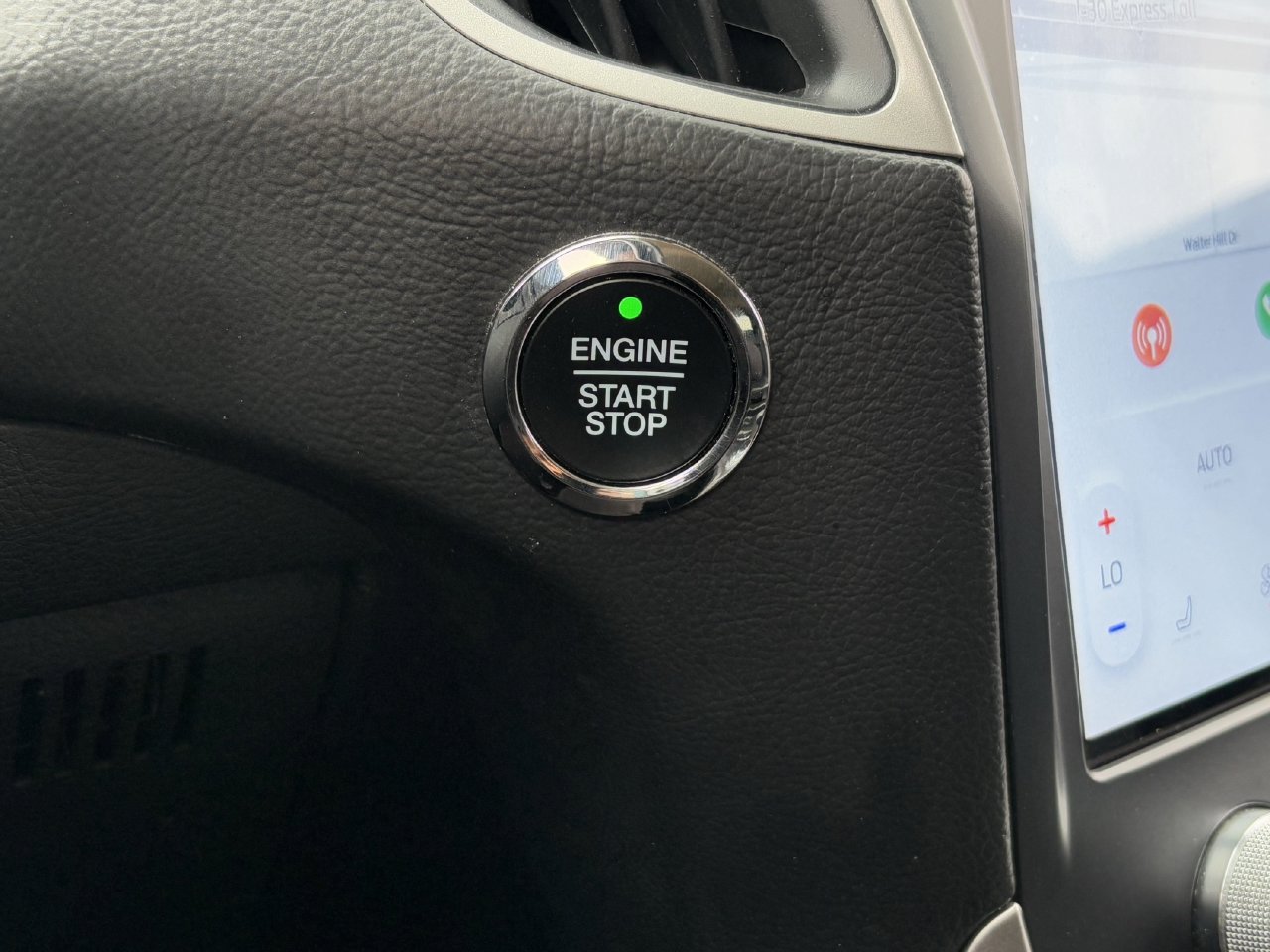 Used 2023 Ford Edge SEL AWD/4WD image 18