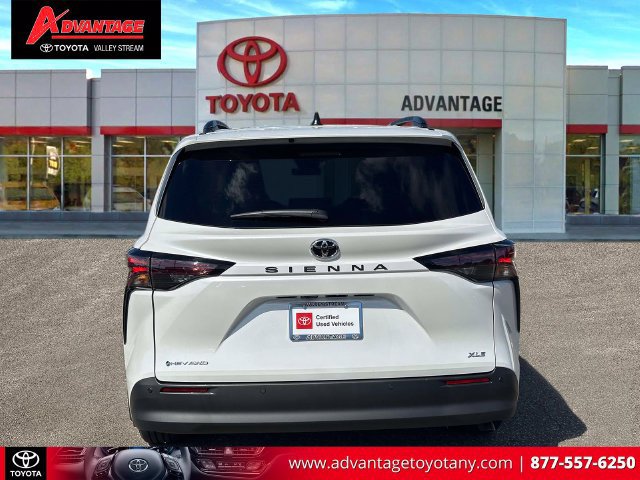 Certified 2026 Toyota Sienna XLE AWD/4WD image 8