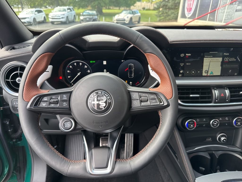 New 2025 Alfa Romeo Stelvio Sprint image 14