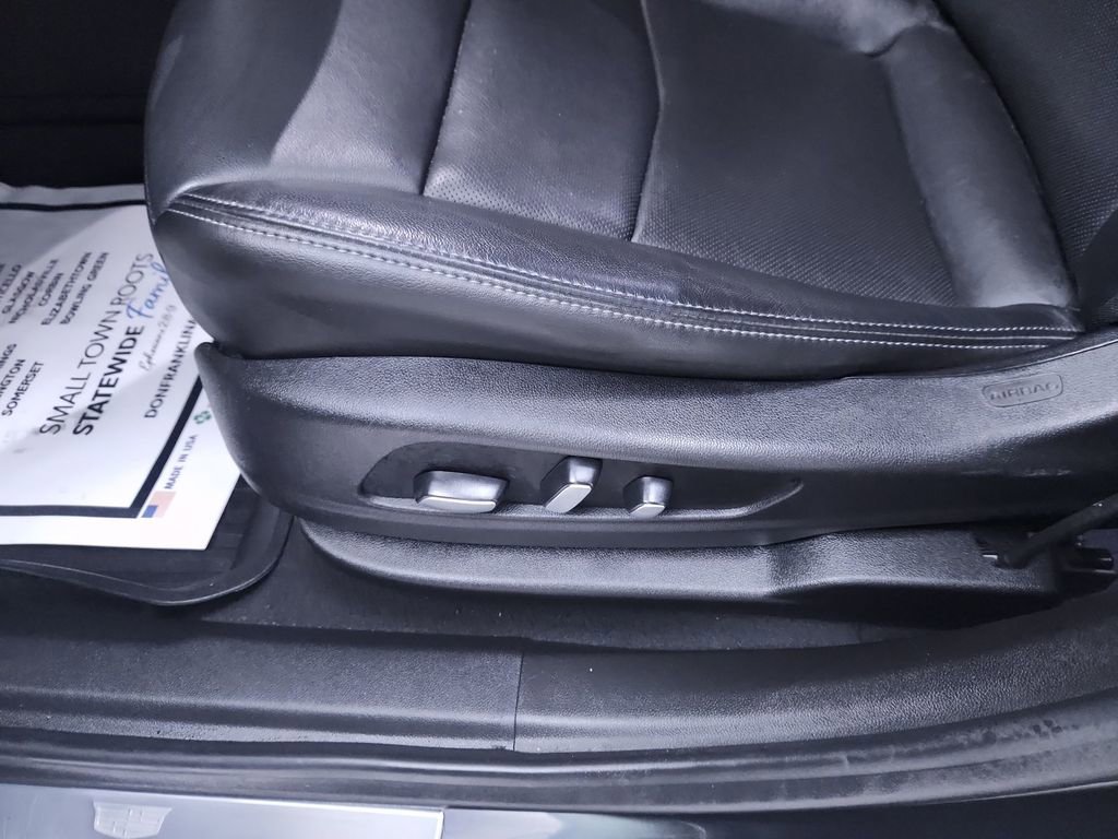 Used 2021 Cadillac XT6 Sport w/ LPO, Floor Liner Package AWD/4WD image 12