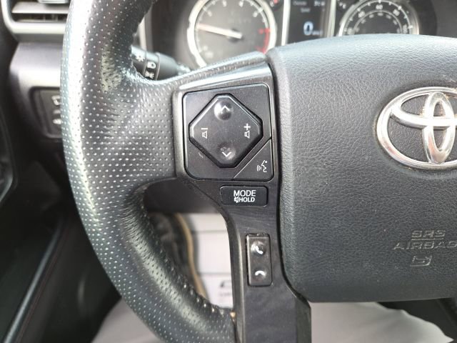 Used 2020 Toyota 4Runner TRD Off-Road image 54