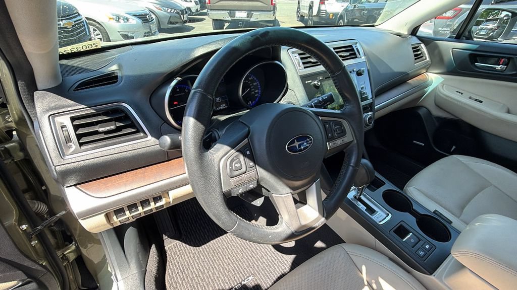 Used 2017 Subaru Outback 2.5i Limited AWD/4WD image 32