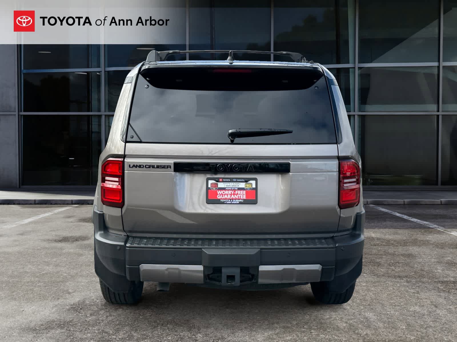 Used 2025 Toyota Land Cruiser w/ Premium Package image 11