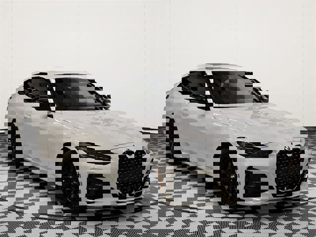 Used 2022 BMW 430i Coupe w/ M Sport Package