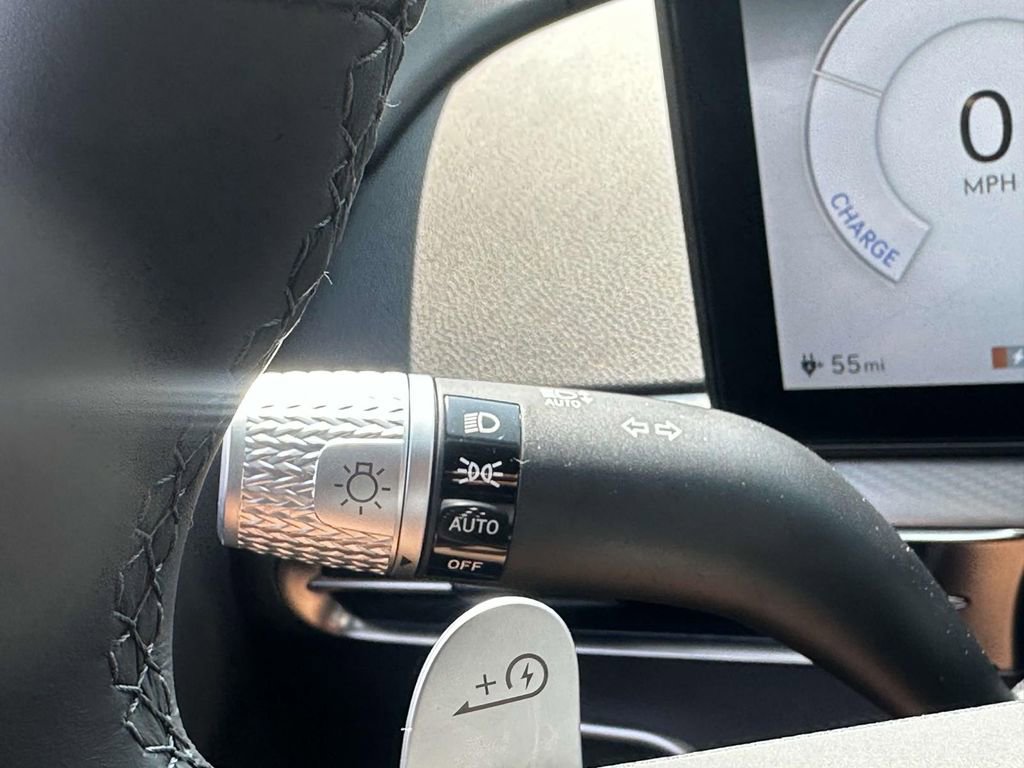 New 2025 Genesis GV60 Advanced image 20