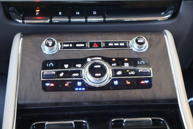 Used 2020 Lincoln Aviator Reserve w/ Equipment Group 202A AWD/4WD image 19