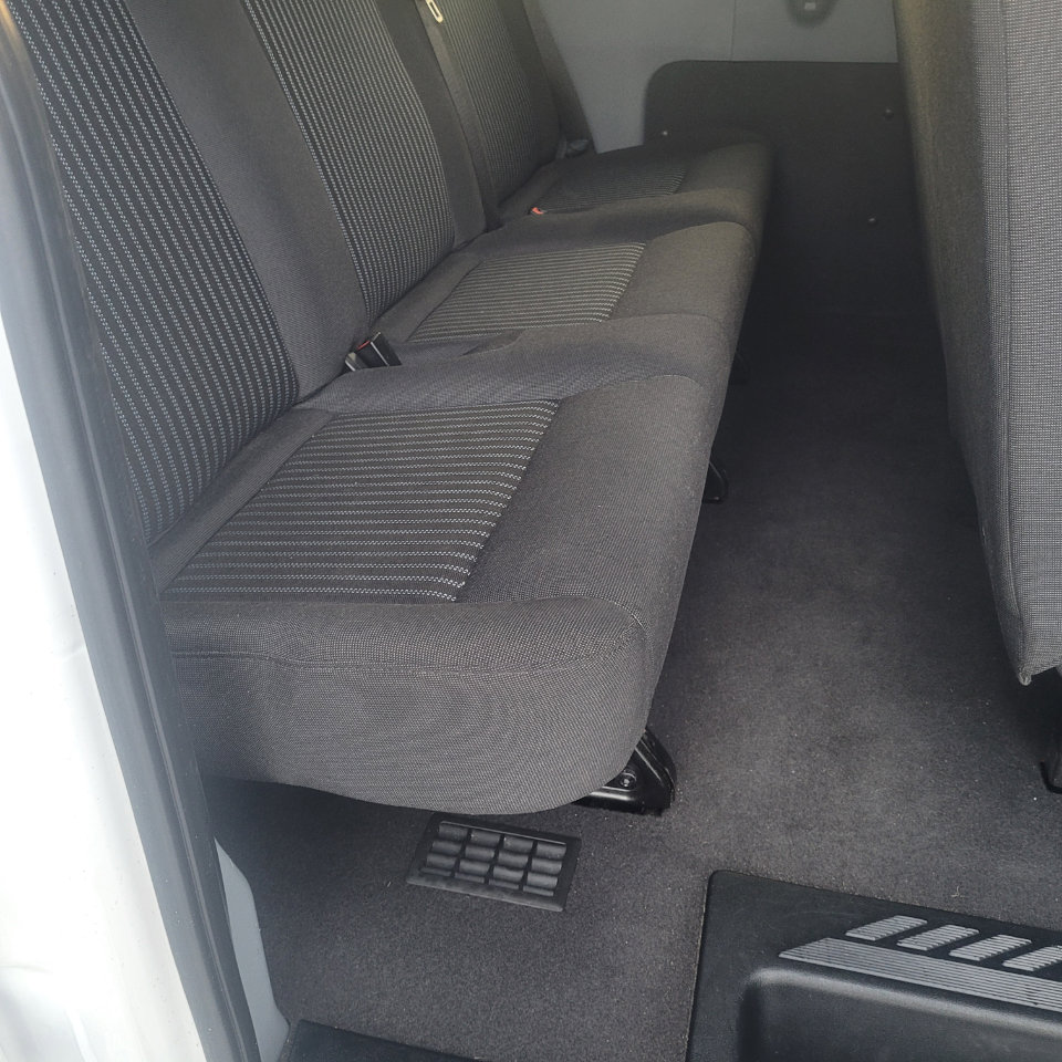 Used 2016 Ford Transit 150 XL image 27