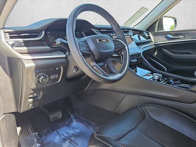 Used 2022 Jeep Grand Cherokee Limited 4xe w/ Luxury Tech Group II AWD/4WD image 7
