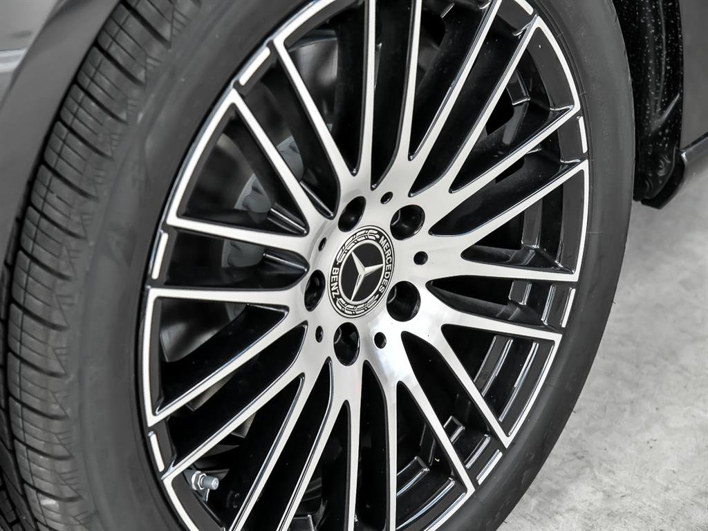 Certified 2025 Mercedes-Benz C 300 4MATIC Sedan image 6