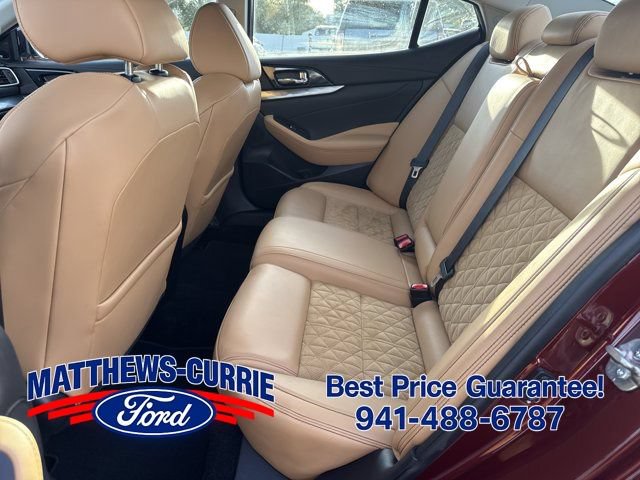 Used 2017 Nissan Maxima SR FWD image 12