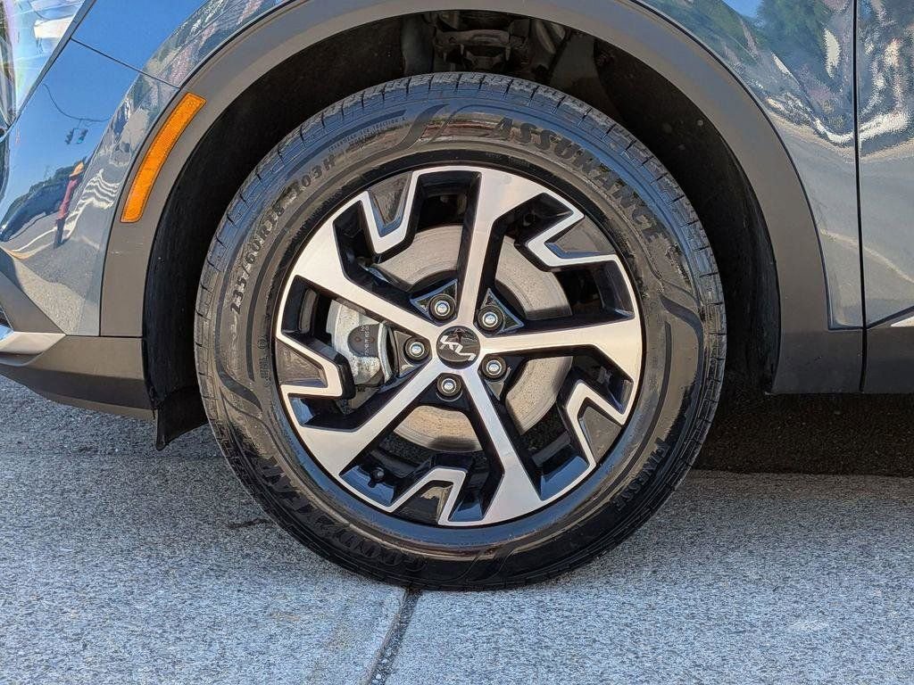 Certified 2023 Kia Sportage EX AWD/4WD image 27