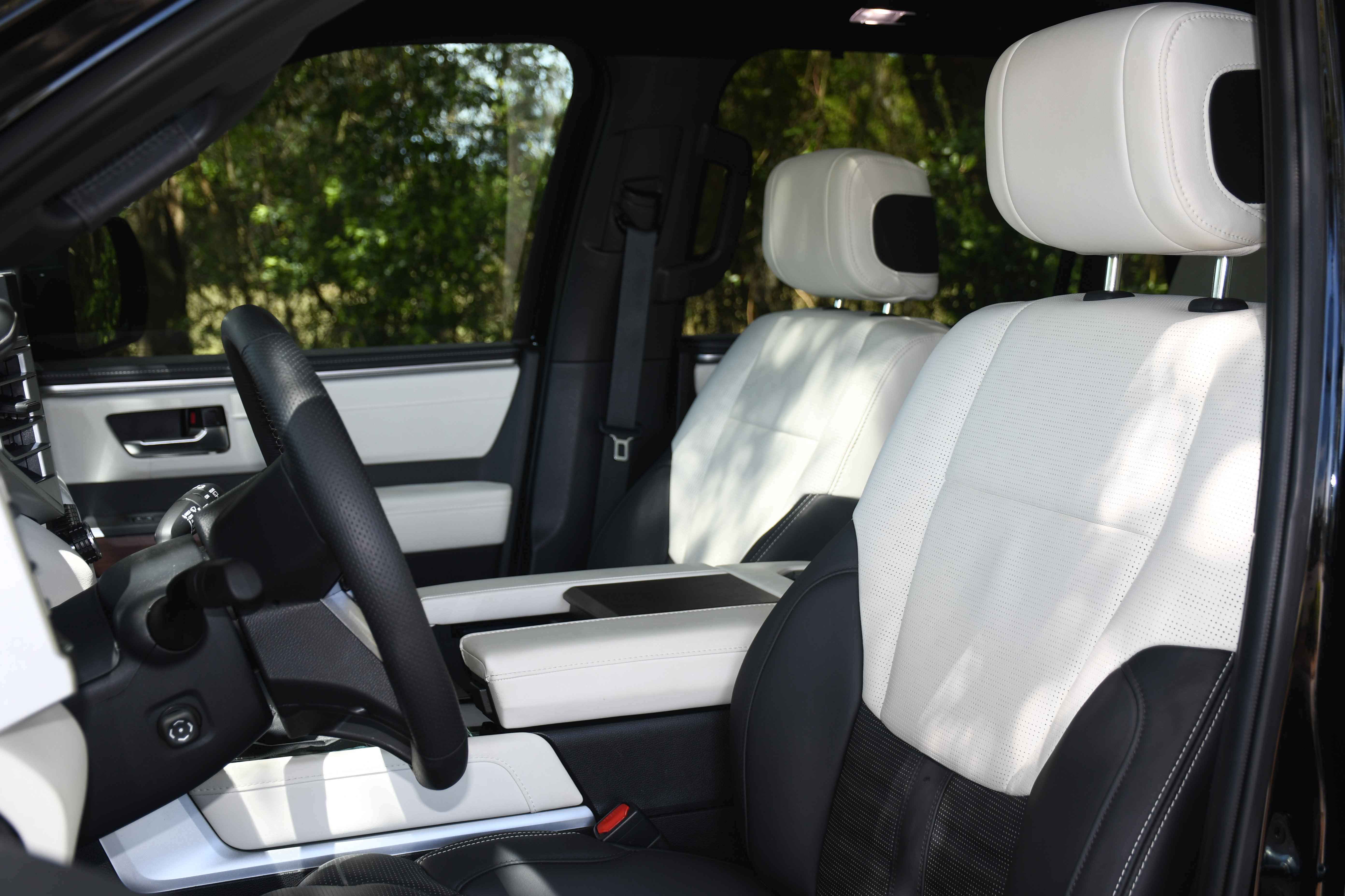 Certified 2024 Toyota Sequoia Capstone AWD/4WD image 13