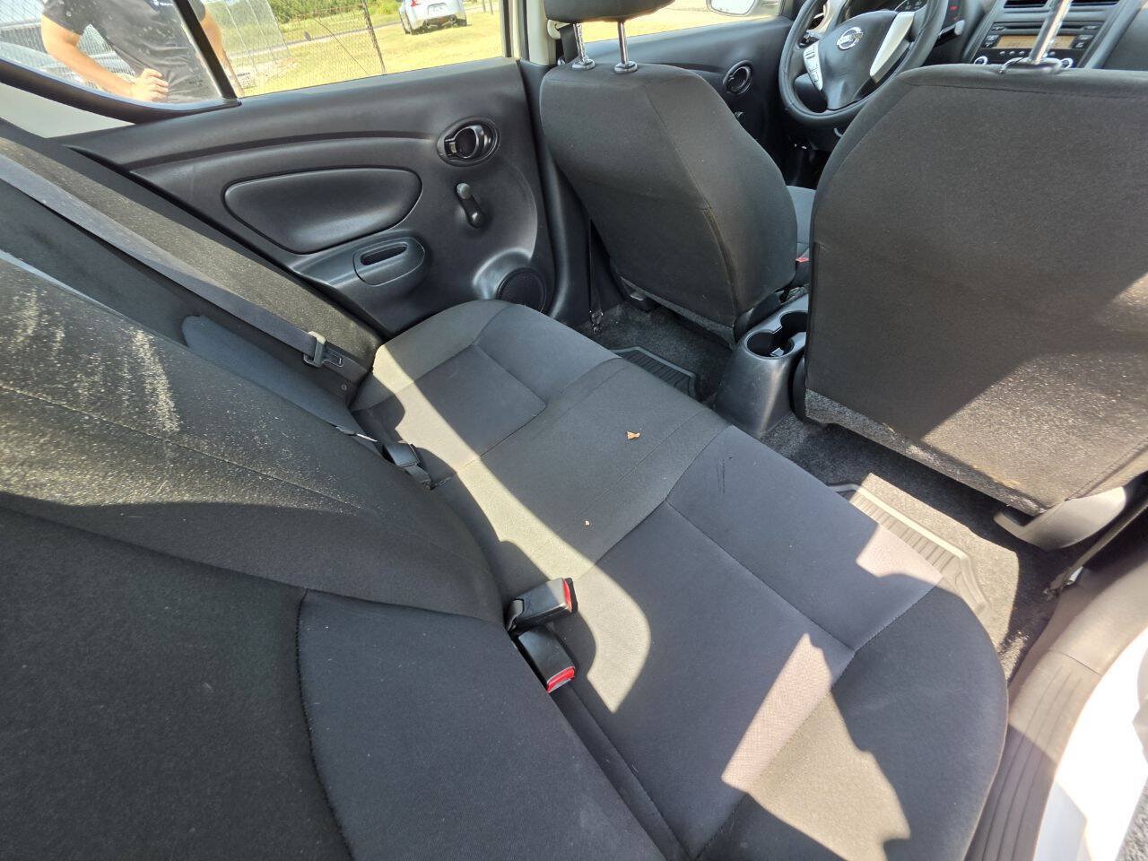 Used 2018 Nissan Versa S FWD image 6