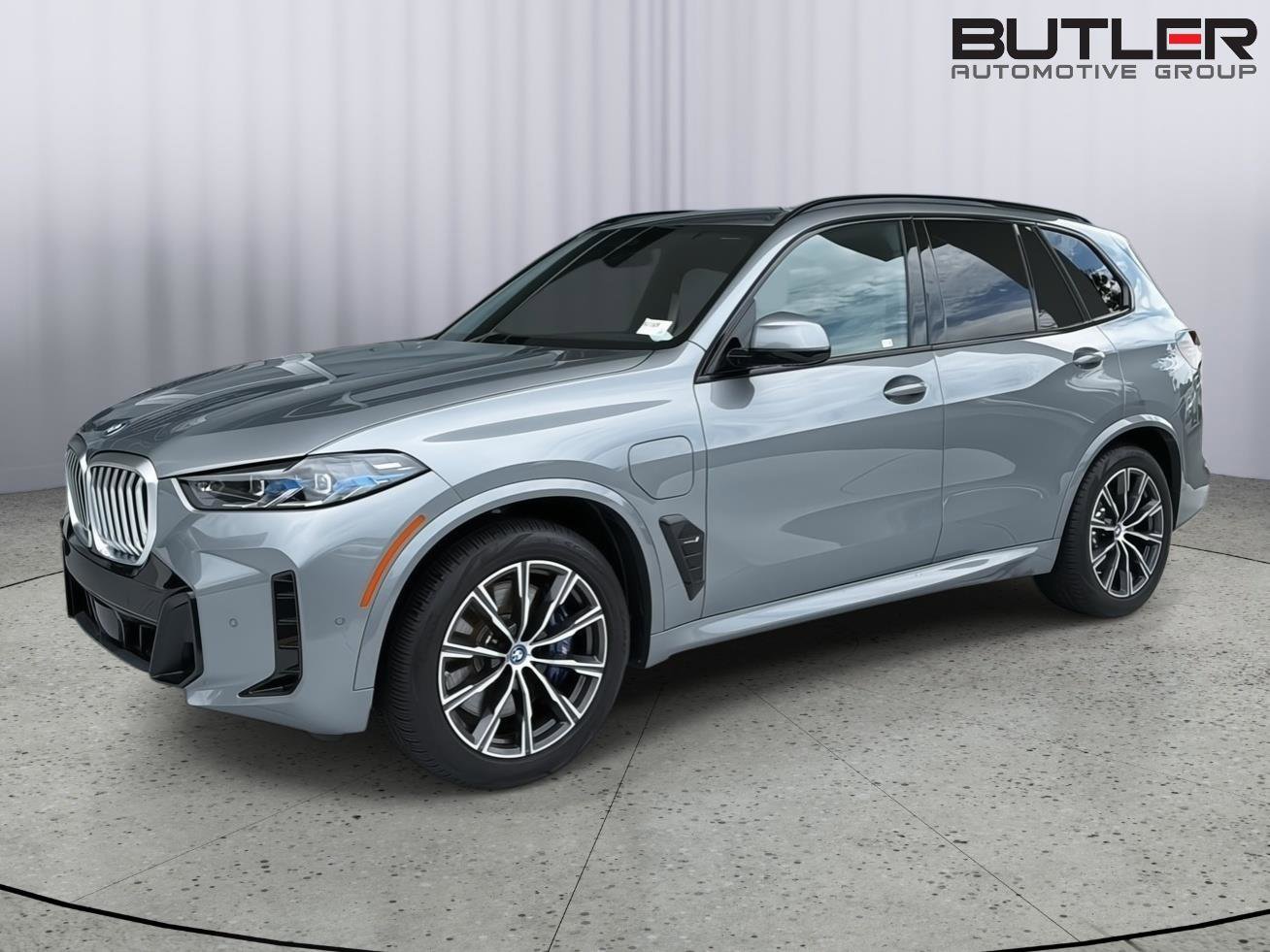 Certified 2024 BMW X5 xDrive50e w/ Executive Package AWD/4WD image 1
