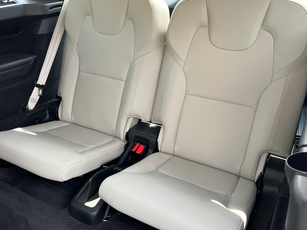 Used 2024 Volvo XC90 B6 Plus w/ Protection Package Premier AWD/4WD image 8