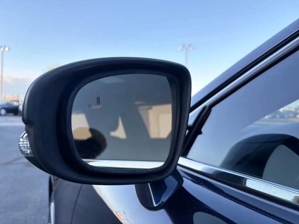 Used 2018 Lexus IS 300 w/ Premium Package RWD image 37