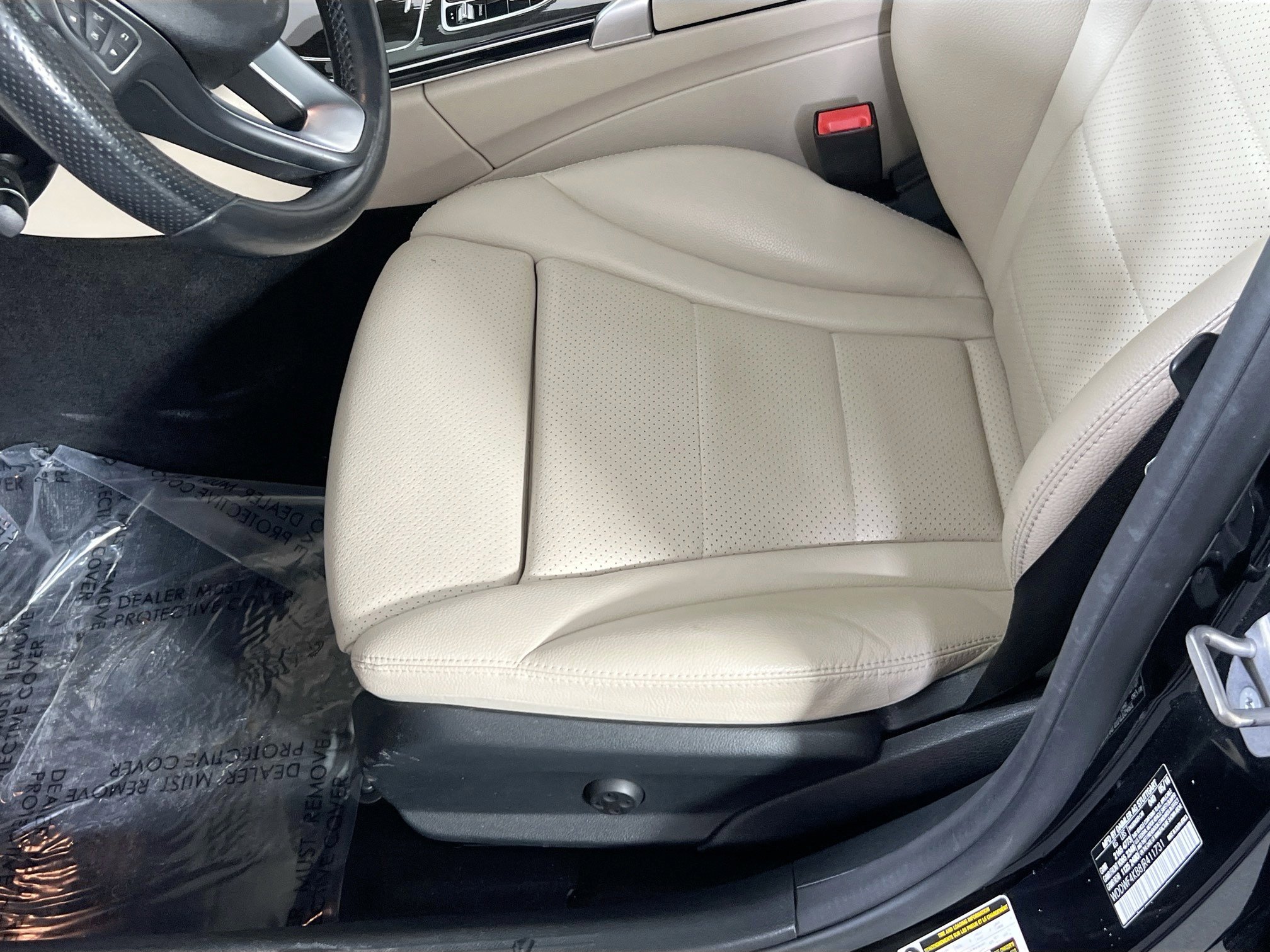 Used 2018 Mercedes-Benz C 300 4MATIC image 19