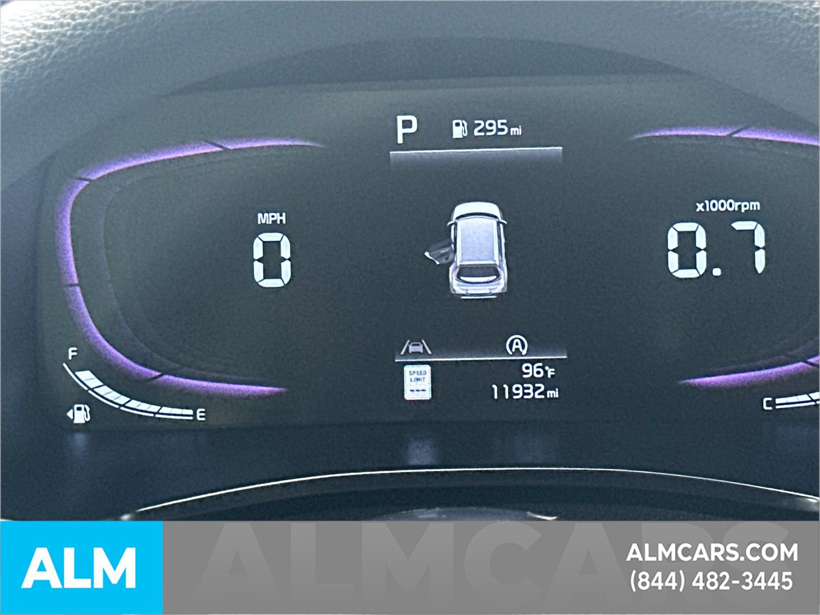 Used 2025 Kia Soul LX w/ LX Technology Package FWD image 29