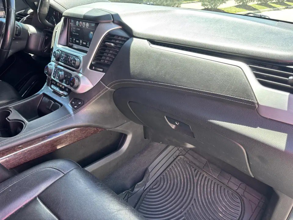 Used 2019 GMC Yukon XL SLT AWD/4WD image 17