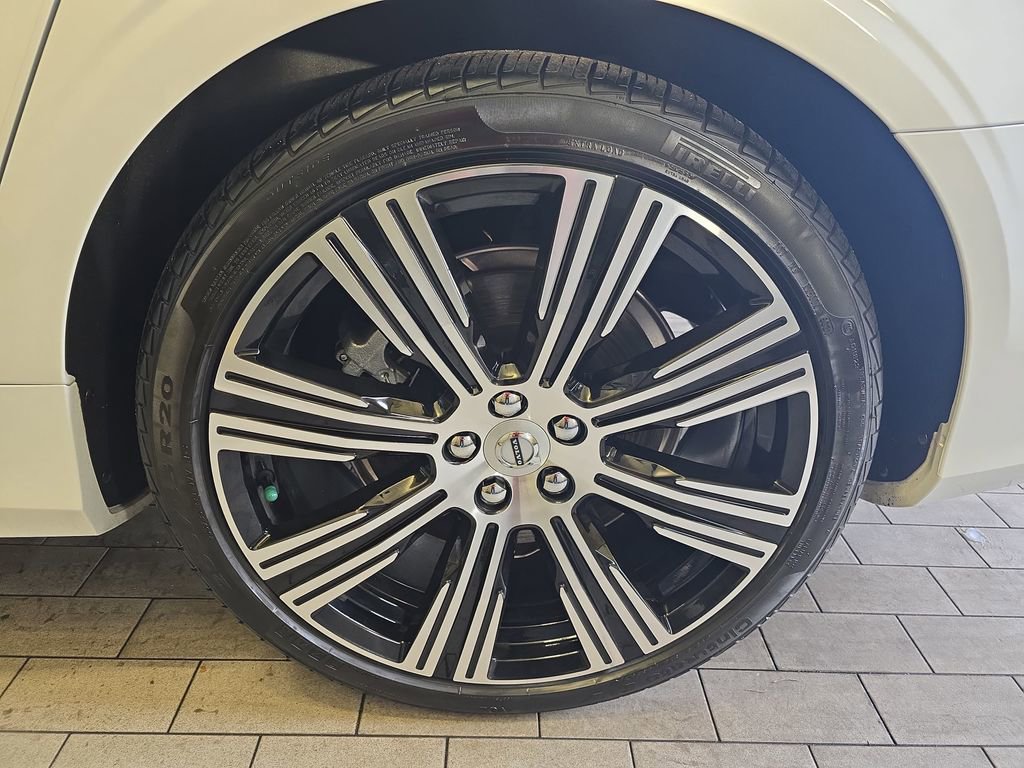 Used 2023 Volvo S90 B6 Ultimate w/ Protection Package Premier image 36