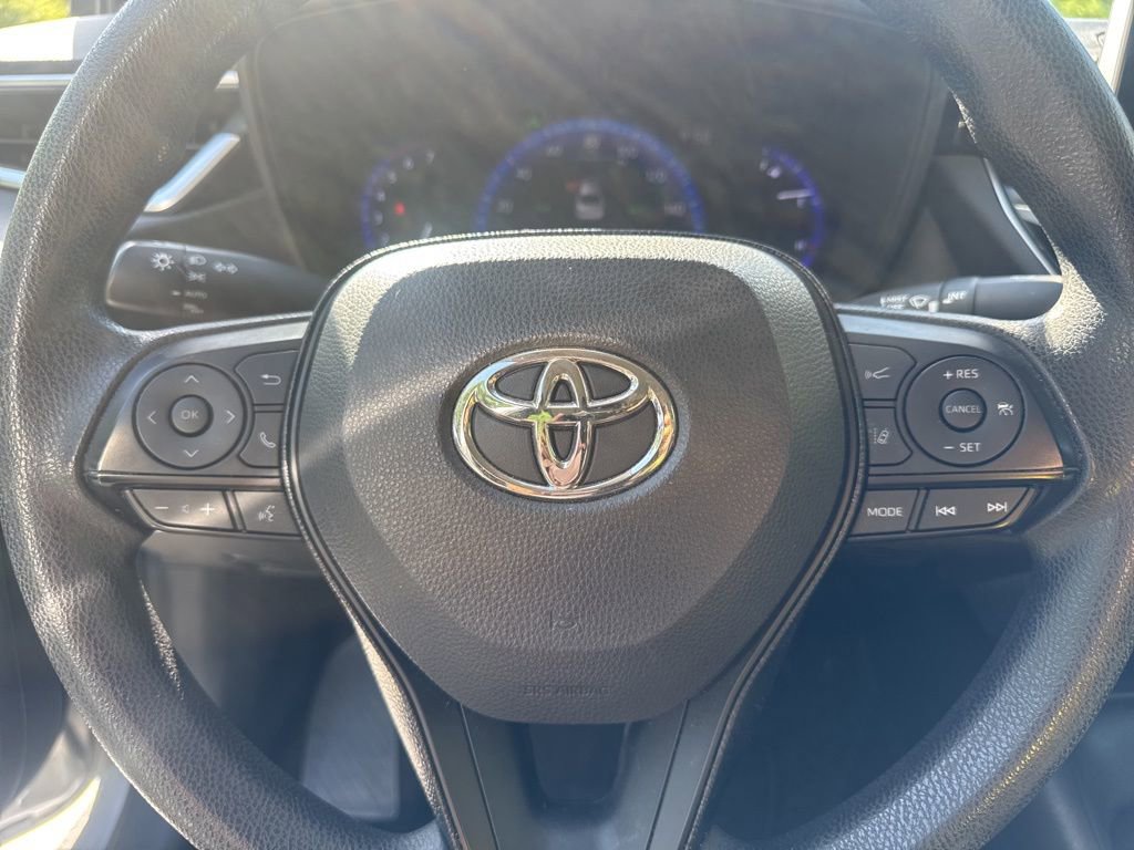 Used 2021 Toyota Corolla LE FWD image 7