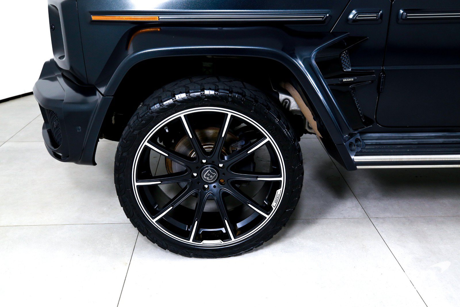 Used 2021 Mercedes-Benz G 550 w/ AMG Line image 34