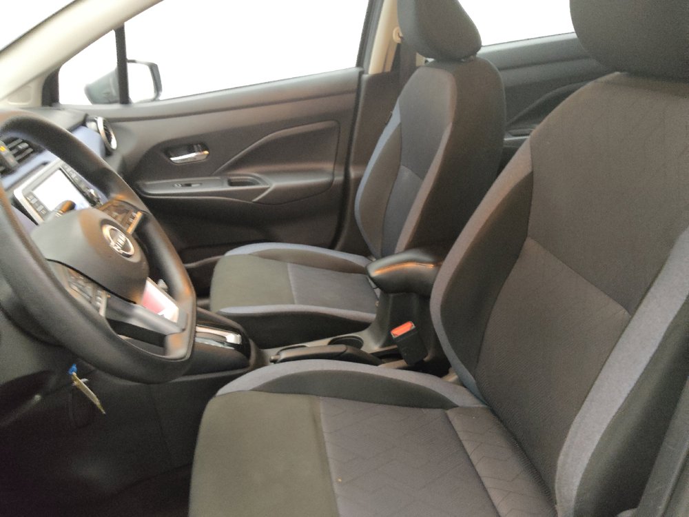 Used 2024 Nissan Versa SV FWD image 17