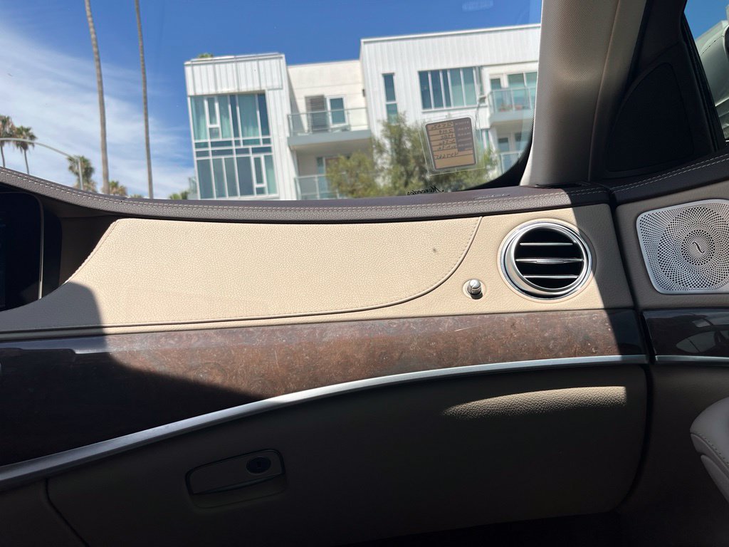 Used 2019 Mercedes-Benz S 560 Sedan image 24