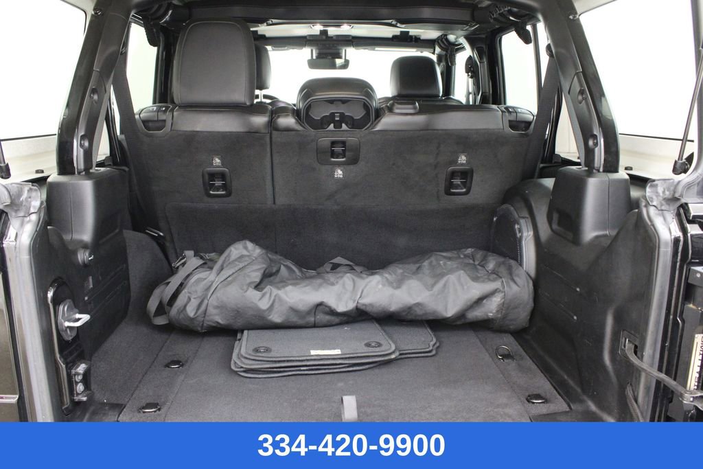 Used 2021 Jeep Wrangler Unlimited Sahara image 28