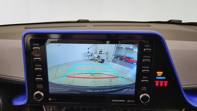 Used 2021 Toyota C-HR XLE FWD image 15