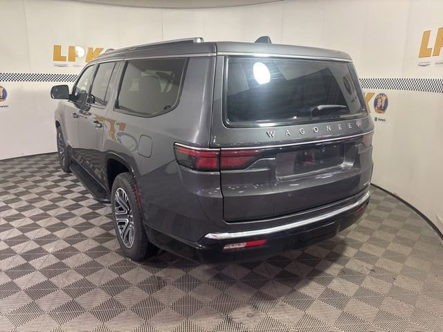 Used 2024 Jeep Wagoneer L Series II w/ Flexible Seating Group AWD/4WD image 16