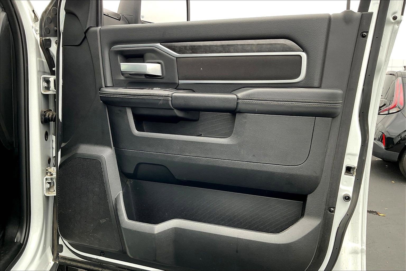 Used 2024 RAM 3500 Big Horn image 22