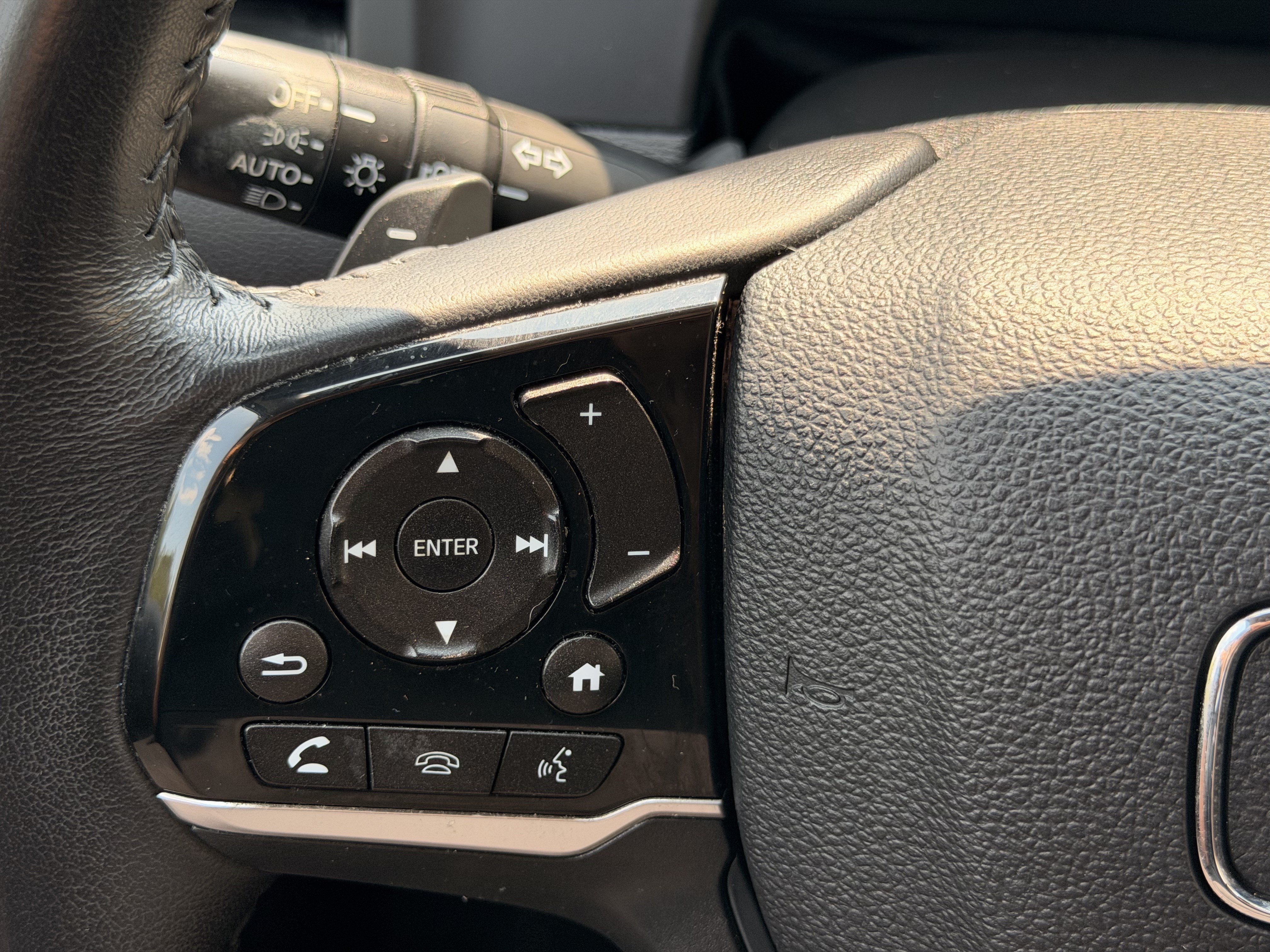 Certified 2019 Honda Pilot Touring image 19