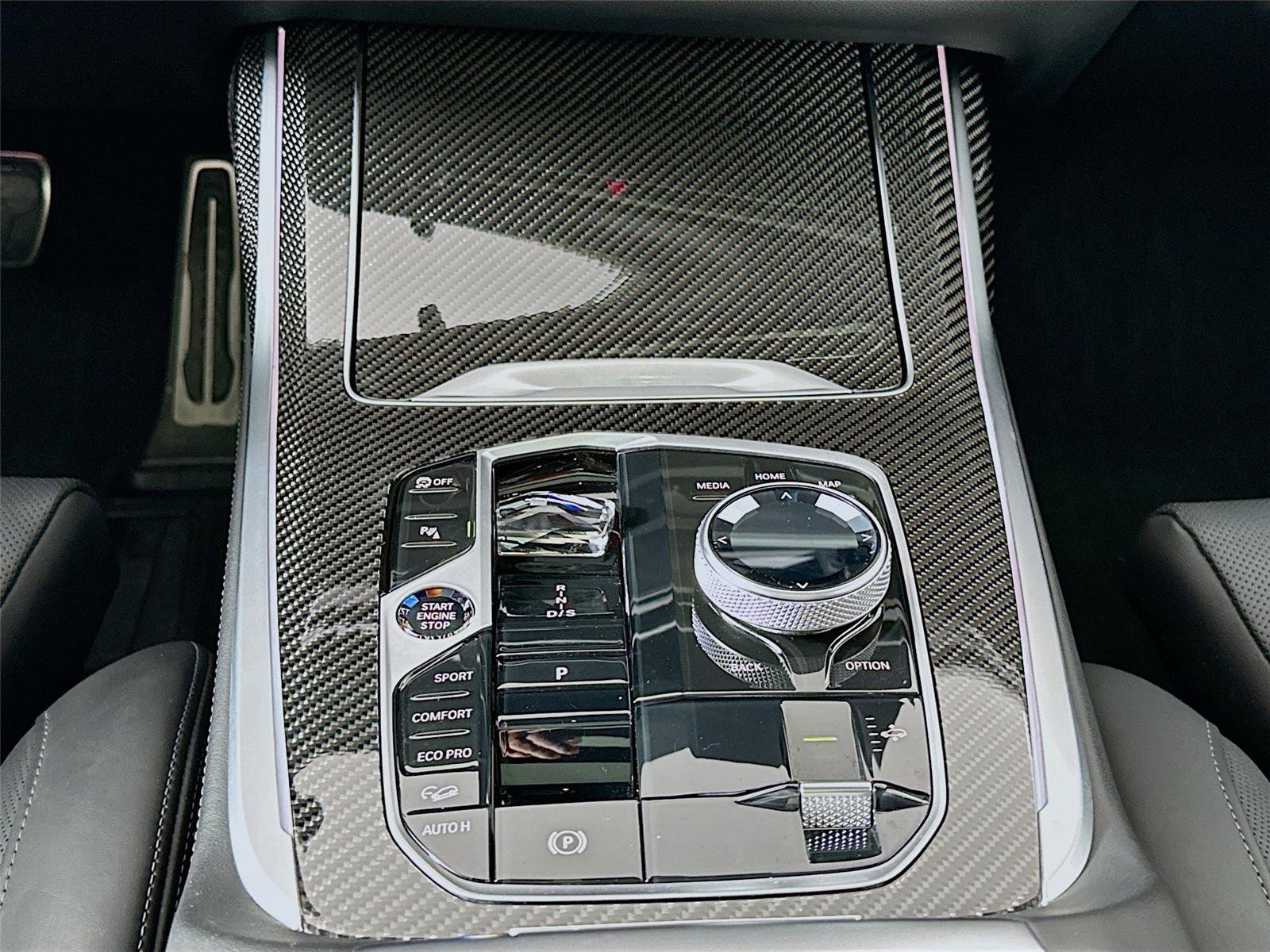 Certified 2024 BMW X7 M60i w/ Executive Package image 17