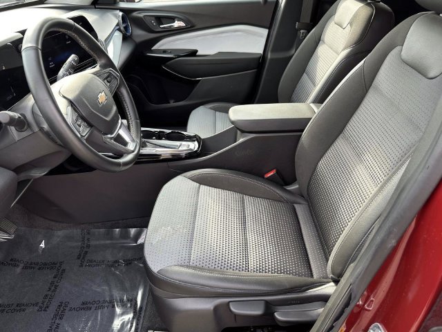 Certified 2024 Chevrolet Trax LT w/ Driver Confidence Package FWD image 19